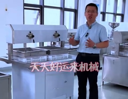 新手如何選用豆腐機(jī)相關(guān)設(shè)備，細(xì)切決定成敗!
